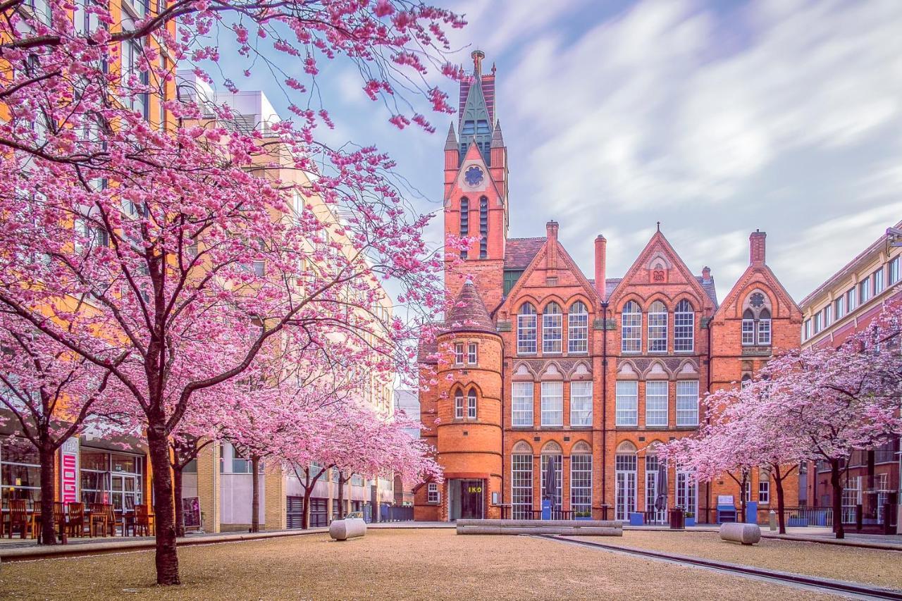 City Centre - Two Bedroom Apartment - Juliet Balcony - Secure Parking - Wifi - Smart Tv Birmingham Eksteriør billede