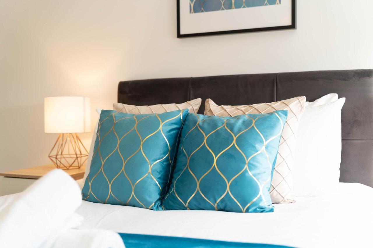 City Centre - Two Bedroom Apartment - Juliet Balcony - Secure Parking - Wifi - Smart Tv Birmingham Eksteriør billede